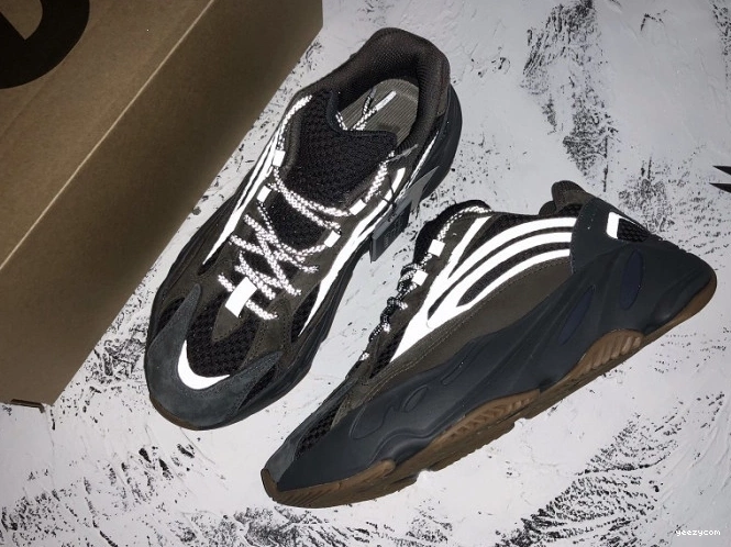 Yeezy EG6860 Boost 700 Geode v2 Adidas 1204